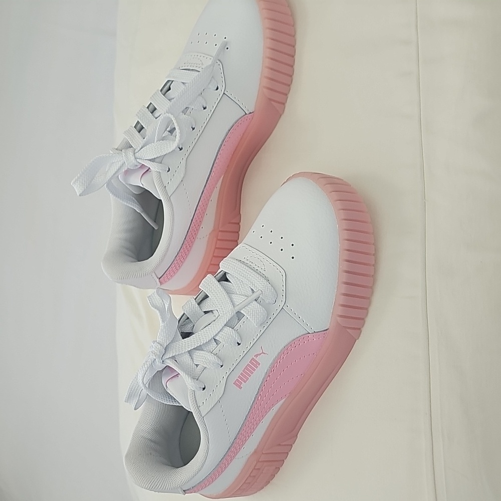 Puma Carina 2.0 Jelly Bean Kids Sneakers. Size 1C White-Pink-Lilac. Style 399172